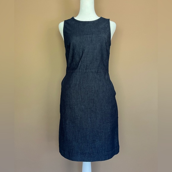 Banana Republic Factory Dresses & Skirts - {Banana Republic Factory} Sleeveless Denim Dress in Blue - Women's 0